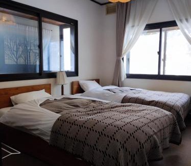 Happo Bed & Breakfast | GUEST HOUSE ZU-THONES HAKUBA