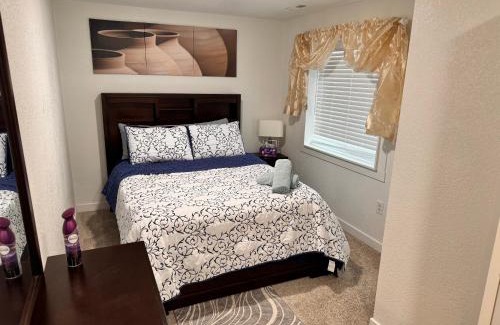 Aurora House | Guest suite in DIA