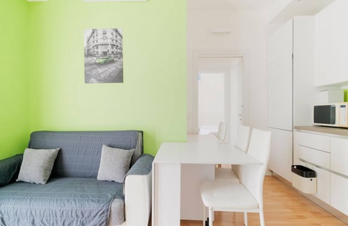 Lorenteggio Apartment | GuestHost - MM1 Inganni Bright Apartment