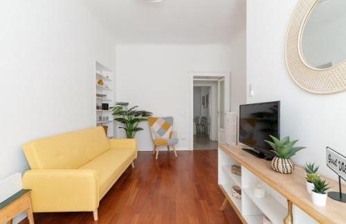 Tricolore Apartment | GuestHost - MM4 Tricolore Charming Apartment