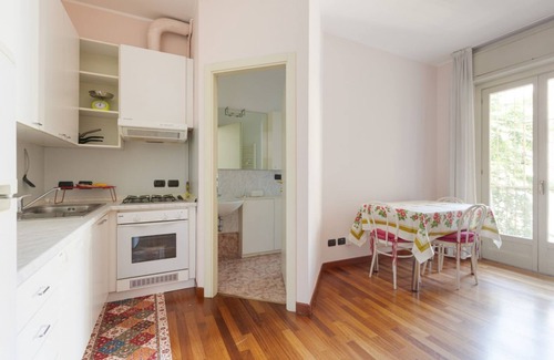 Porta Vittoria Apartment | GuestHost - Porta Romana Cozy Apt. with Balcony