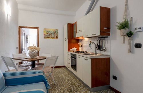 Portovenere Apartment | GuestHost - The House on the Embankment