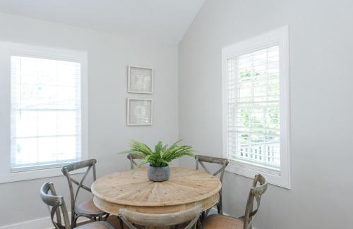 Cannonborough Elliotborough House | Guesthouse Charleston WEST 62 and 64