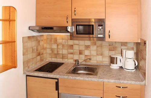 Kruen Apartment | Guesthouse Christophorus - Apartment "Bergkristall" with Mountain View, Shared Garden & Wi-Fi