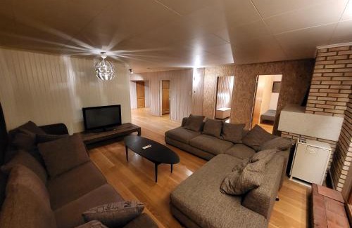 Skedsmo Apartment | Guesthouse in Lillestrøm, Kjeller - 3mins to OsloMET and 5 mins to Lillestrøm Station