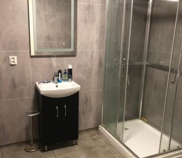 Skedsmo Apartment | Guesthouse in Lillestrøm, Kjeller - 3mins to OsloMET and 5 mins to Lillestrøm Station