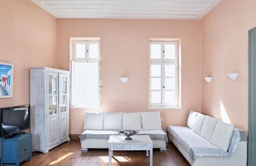 Ermoupoli Hotel | Guesthouse Lila