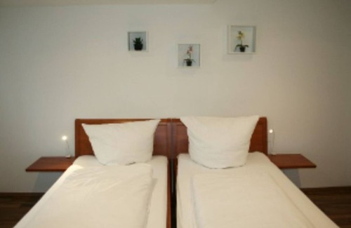 Dambach Apartment | Guesthouse Natalia - Apartment 4 on the top floor