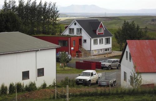 Storinupur House | Guesthouse Steinsholt