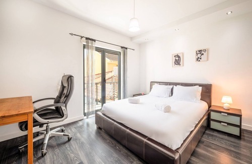 Quinta Do Conde House | GuestReady - Casa Oliveira in Quinta do Conde