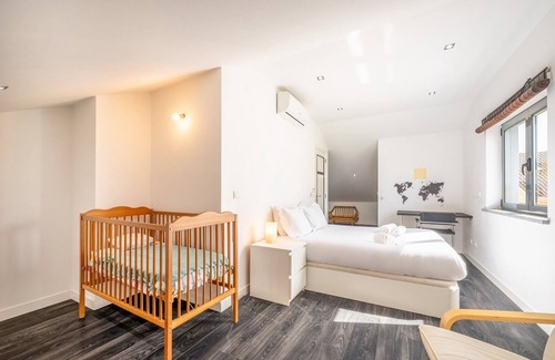 Quinta Do Conde House | GuestReady - Casa Oliveira in Quinta do Conde