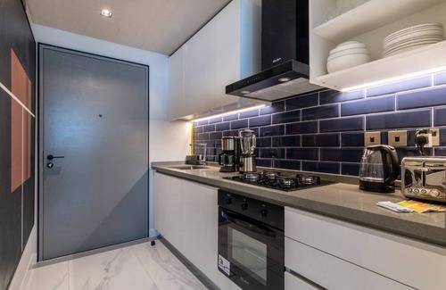 Downtown Dubai Apartment | GuestReady – Downtown Studio l City View l Balcony