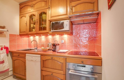 Moliere Vauban Apartment | GuestReady Essential- Chic & Convenient near train