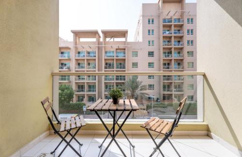 The Greens Apartment | GuestReady - Furnished 1BR+Sofa | Al Alka Greens