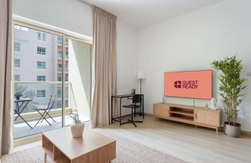 The Greens Apartment | GuestReady - Furnished 1BR+Sofa | Al Alka Greens