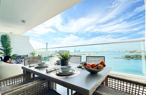 Palm Jumeirah Apartment | GuestReady - Glamourous living in Palm Jumeirah