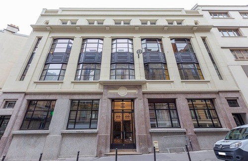 Porte-Saint-Martin Apartment | GuestReady - Gorgeous Duplex in Central Paris