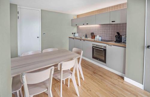 Cheetham Hill Apartment | GuestReady - Lovely home in Manchester