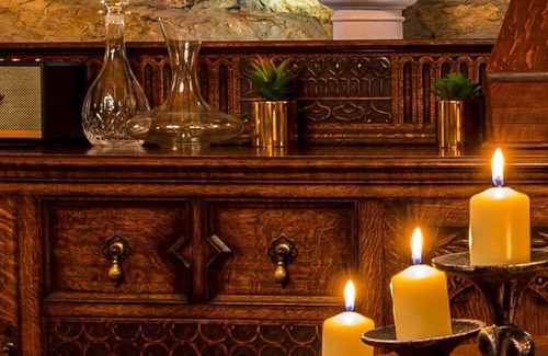 Longcroft Apartment | GuestReady - Luxe Craigiehall Temple in Edinburgh