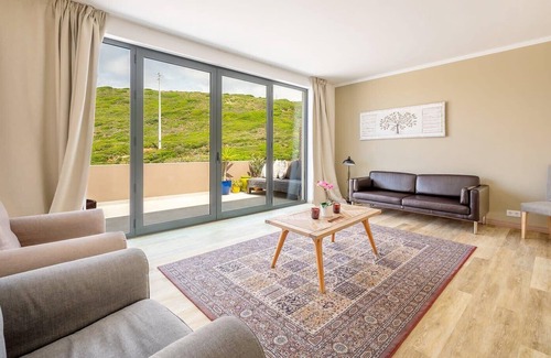 Barril de Cima Villa | GuestReady - Luxury Beach Villa with Private Pool