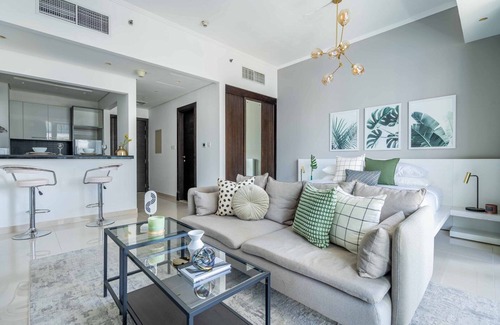 Dubai Marina Apartment | GuestReady - Marina View Studio l With Balcony