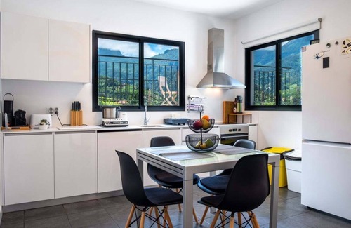 Sao Vicente Apartment | GuestReady - Panoramic Mountain Escape