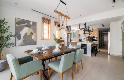 Jumeirah Park Villa | GuestReady - Peaceful Garden Villa l Pool & BBQ