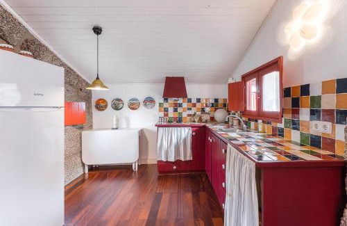 Carralcova Ski Chalet | GuestReady - Quintinha casas do jardim 2