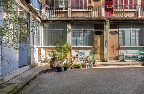 Amerique Apartment | GuestReady - Trendy Parisian Apt in 19th Arr.