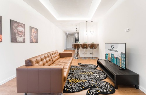 Paranhos Apartment | GuestReady - Uptown suites 1