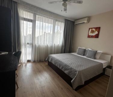 Chernomorets House | Guestrooms Zoya