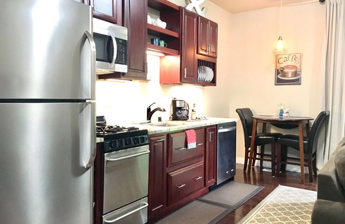 Sand Lake Apartment | Guests Love! Private & Upscale - WiFi - Washer/Dryer - Desirable Neighborhood