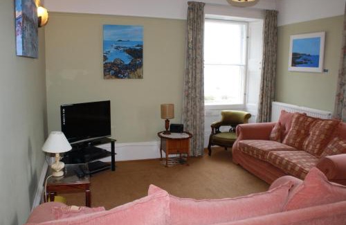 North Berwick House | Guillemots