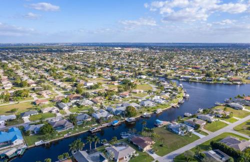 Cape Coral House | Gulf Access, Sleeps 14 - Calusa Paradise