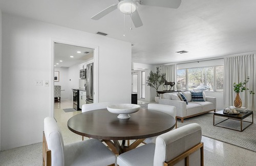 South Pinellas Community Council House | Gulf Breeze Getaway - 54th Ave