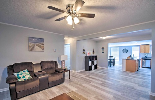 Gulf Breeze House | Gulf Breeze Home: 12 Mi to Pensacola Beach!