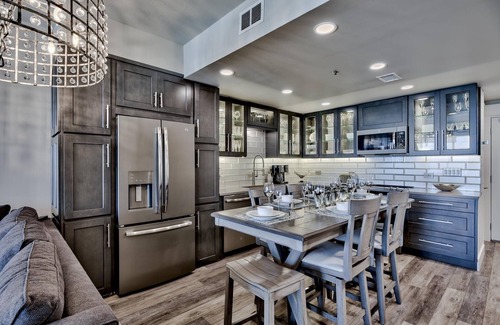 Fort Walton Beach - Destin Condo | Gulf Front-Leeward Key Unit 504-Miramar Beach-Elevator