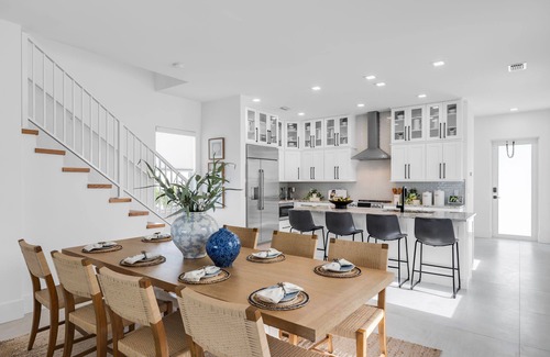 Marathon House | Gulf-front pool home in the heart of the Keys! Close to the beach! Guest house!