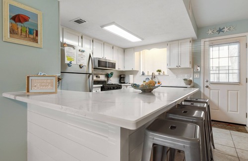 Panama City Beach Resort | Gulf Highlands beach resort, Beach access close to Walmart,