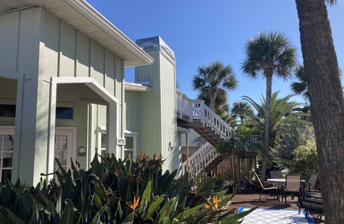 Englewood House | Gulf of America. Private Beach and Heated Pool.nThe perfect beach cottage