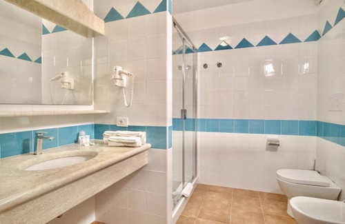 Orosei Apartment | Gulf of Orosei Two-room apartment sleeps 5 with air conditioning