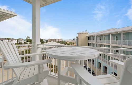 Gulf Place Condo | Gulf Place Residences 308 - Minute Walk to Private Beach, Heated Pool, Tennis!
