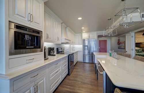 Port Aransas Apartment | Gulf Shores 109 Gorgeous Costume Built 1st Floor 2 bedroom 2 bathroom Private Balcony