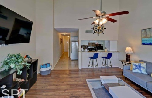 South Padre Island Condo | Gulfpoint 1302 1 Bedroom Condo by RedAwning