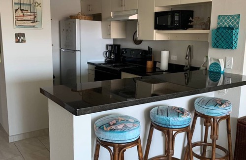 South Padre Island Condo | Gulfview Hideaway-Spectacular Pool & Beach Access!