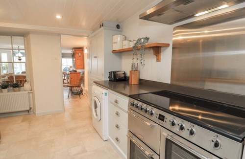 Lyme Regis Cottage | GULL COTTAGE, family friendly, luxury holiday cottage in Lyme Regis