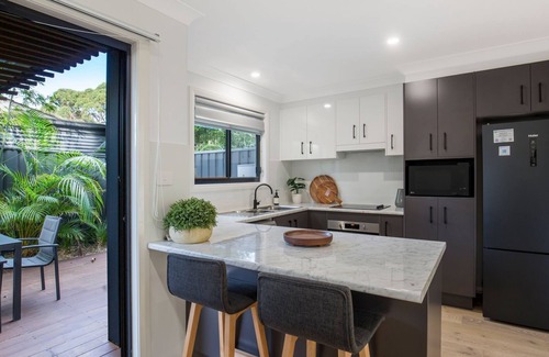 Culburra Beach House | Gumnut - Pet Friendly - 8 Mins Walk to Beach
