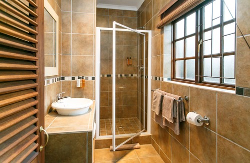 Oudtshoorn House | Gumtree Guest House