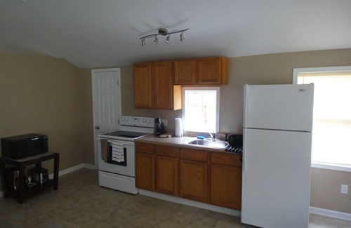 Bradley Cottage | Gun Lake cabin