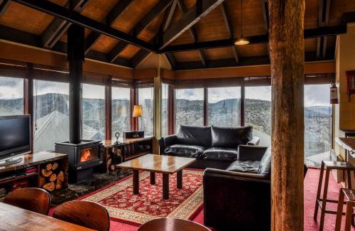 Hotham Heights Ski Chalet | Gundanora